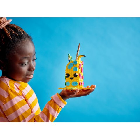 Конструктор LEGO DOTS Підставка для олівців Милий банан 41948 Прев'ю 7