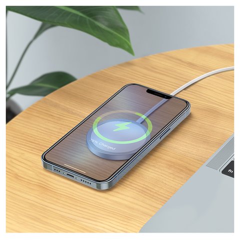 Беспроводное зарядное устройство Hoco CW47, Quick Charge, серебристое, USB тип-C, 15 Вт, магнитное, MagSafe, #6931474795076 Превью 3